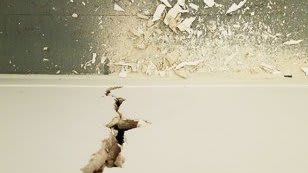 A broken sign for a MFA fine arts open studio.