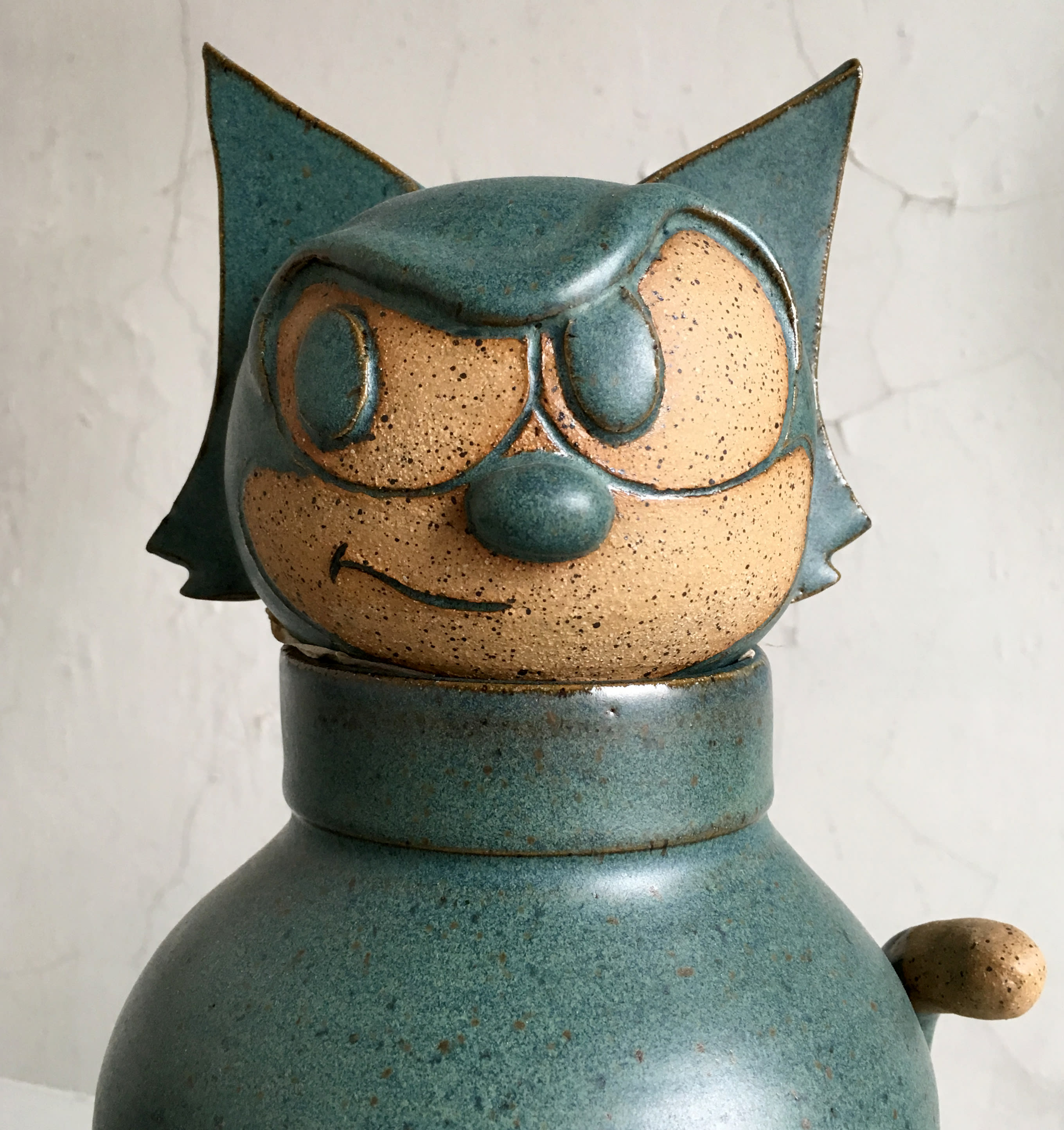 An image of Tintin-inspired ceramics made by Phil Scheuer<span class="redactor-invisible-space">.</span>
