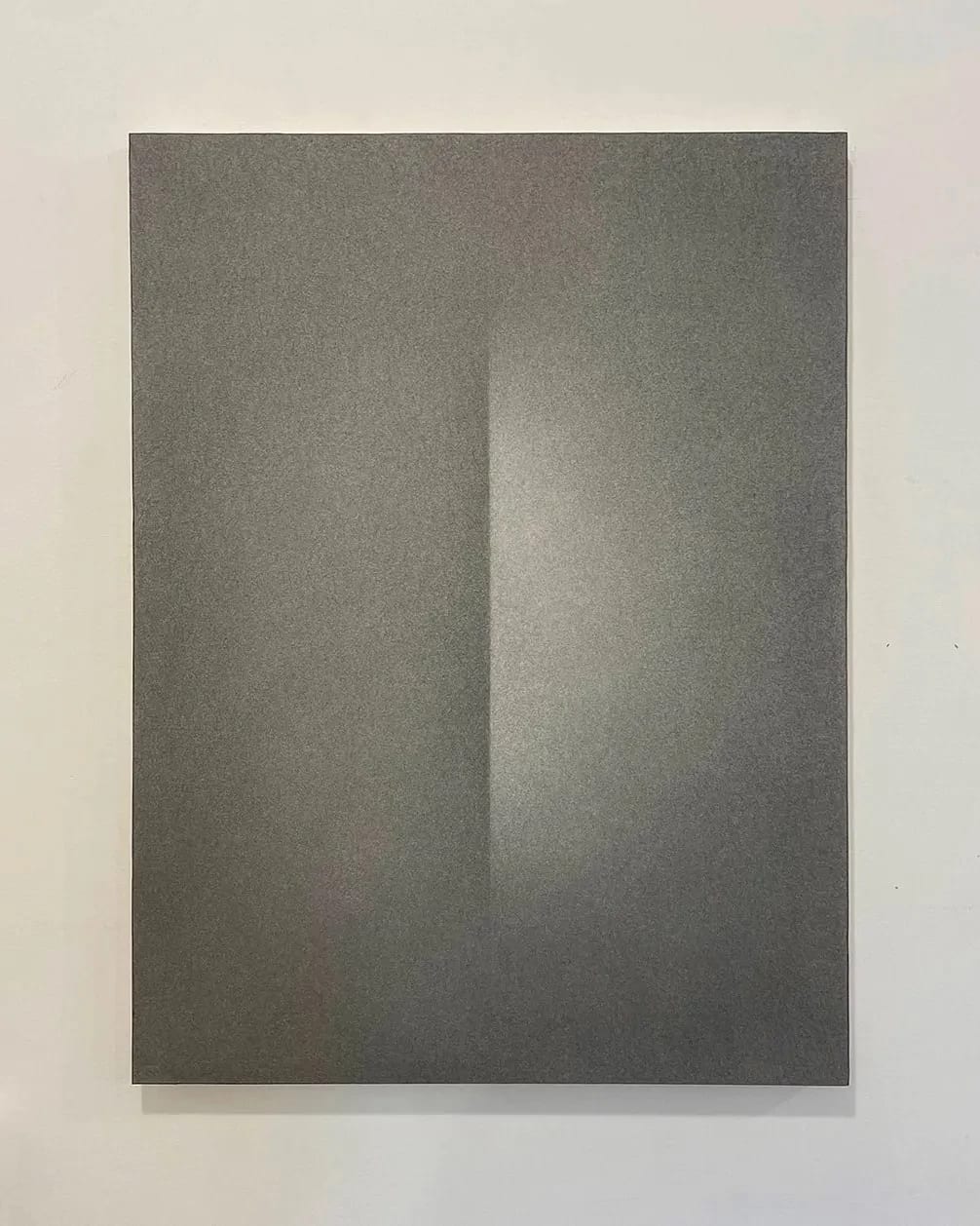 Gray scale large pencil drawing of a line